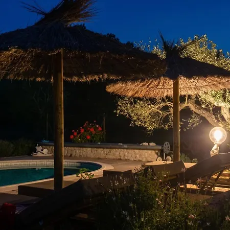 Maison Charmante à Bussac-forêt Avec Piscine Partagée Bussac-Foret